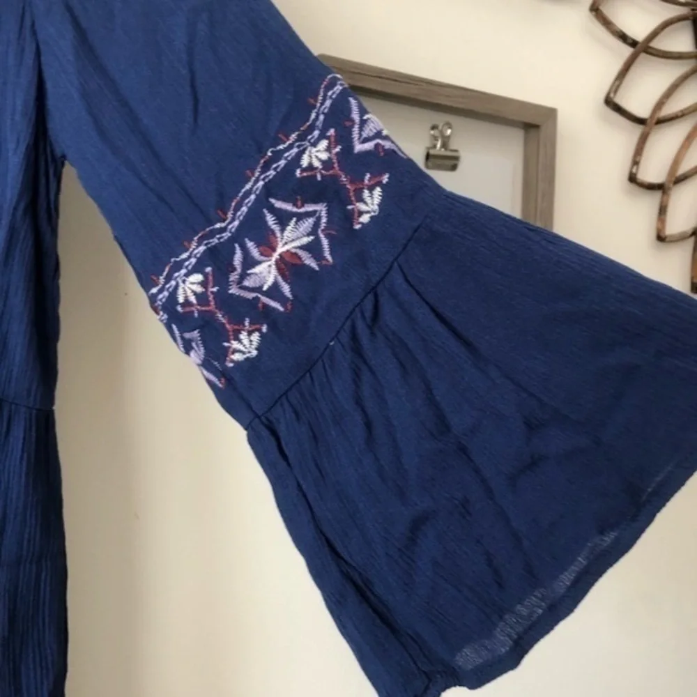 Knox Rose Starry Night Navy Blue Embroidered Boho Bell Sleeve Rayon Dress Sz S